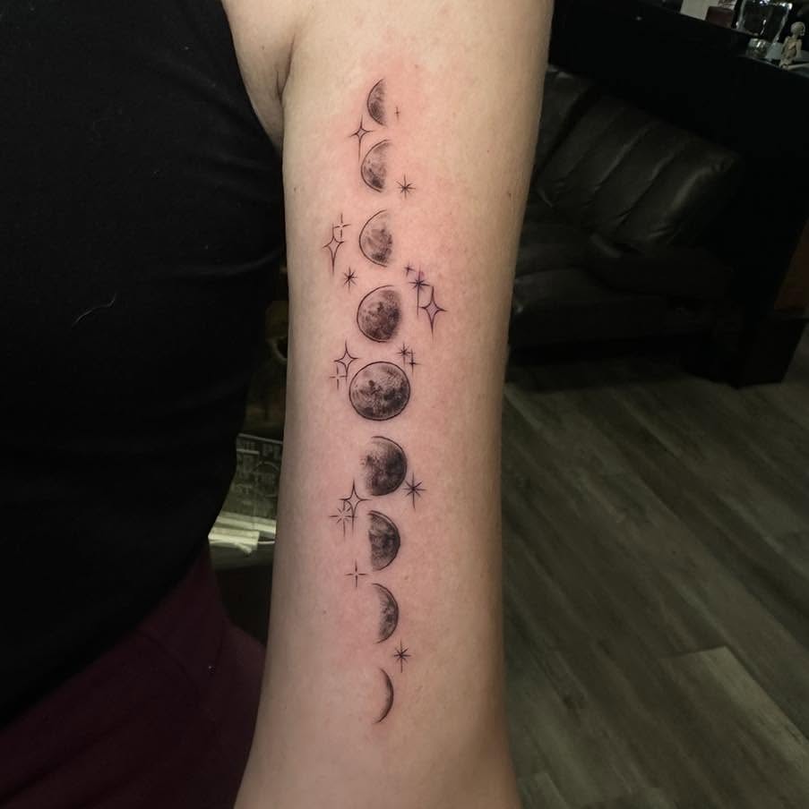Tattoo by @sailorlori — black_and_grey