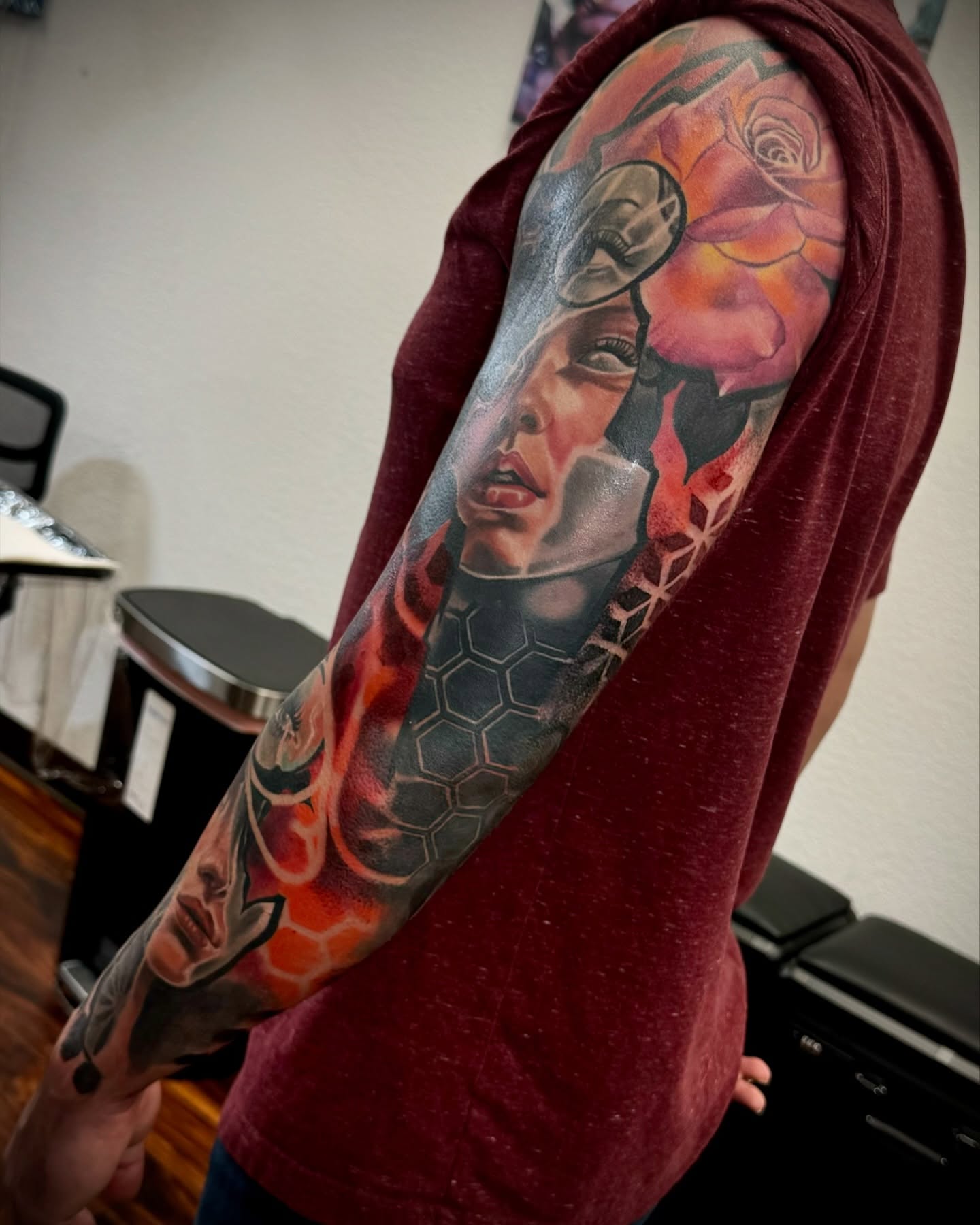 Tattoo by @danaratattoos — realism, geometric