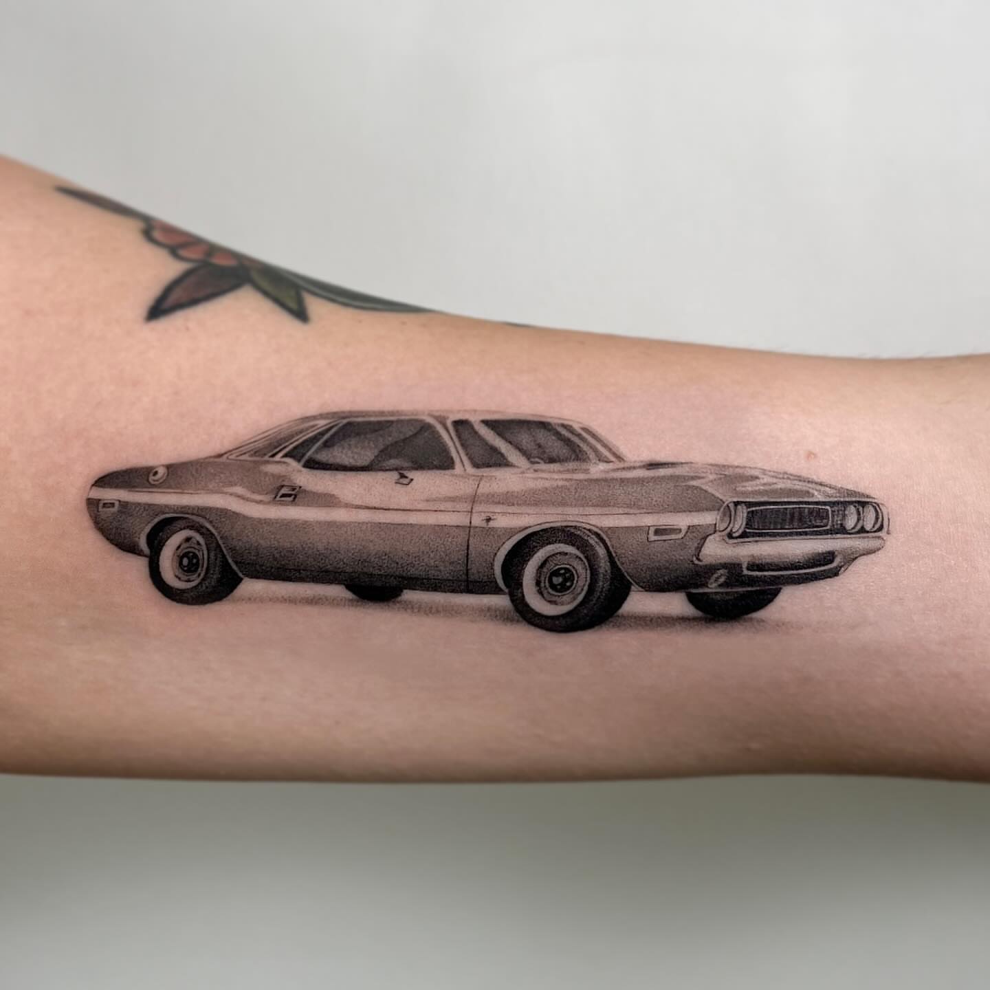 Tattoo by @devamariyaa โ realism