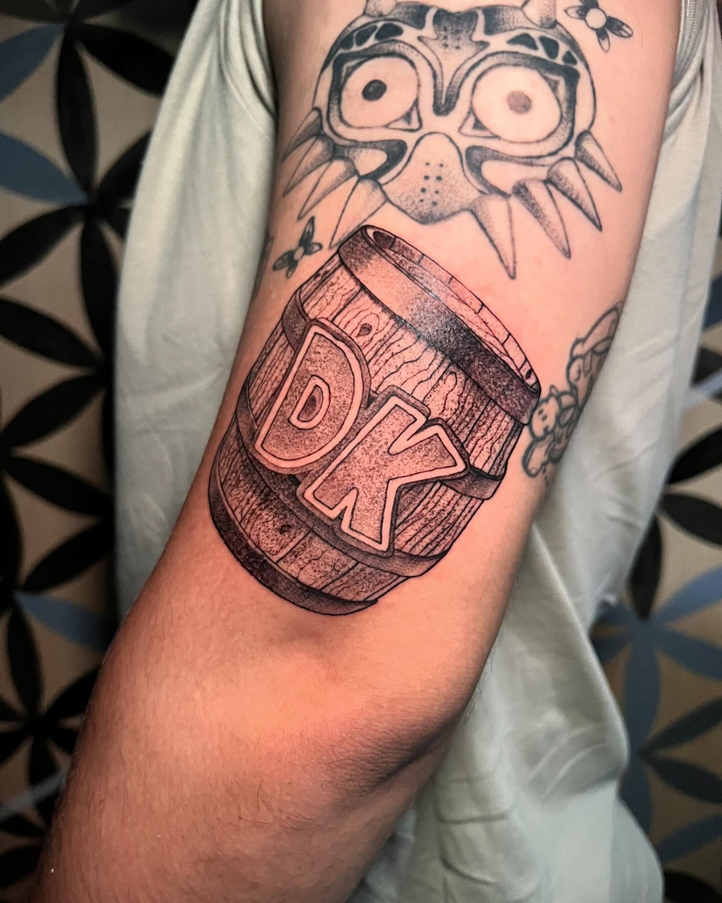 Tattoo by @alvinlouceltattooer — dotwork