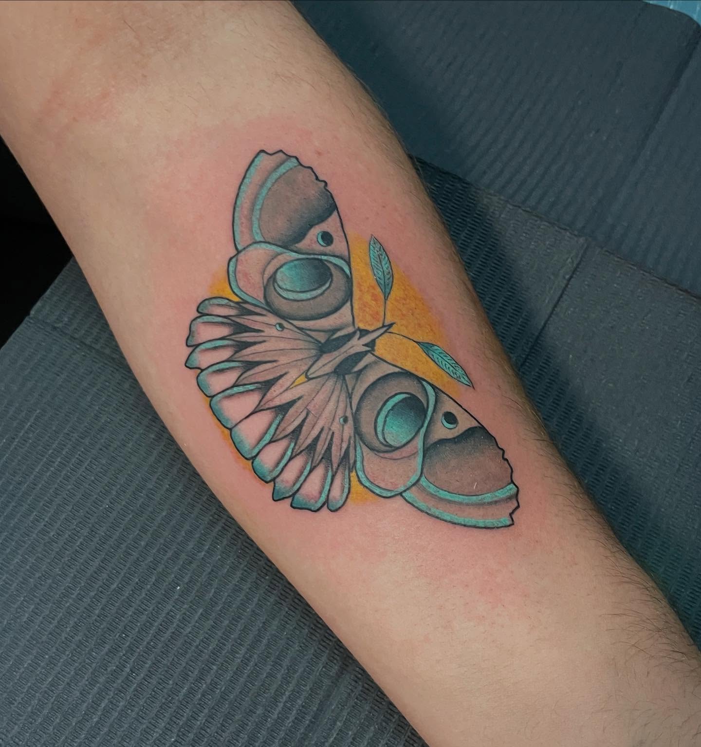 Tattoo by @chromaticsauce — neo_traditional, dotwork