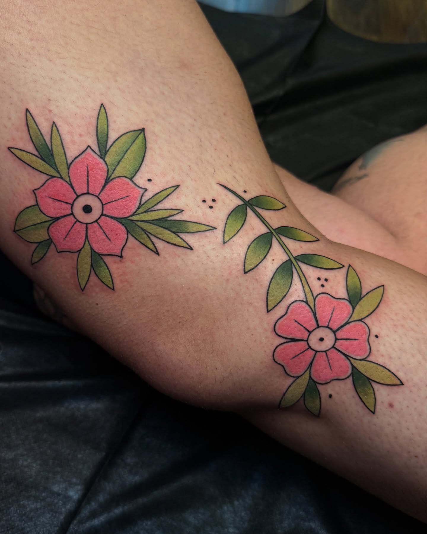Tattoo by @lizzysmallzz — american_traditional