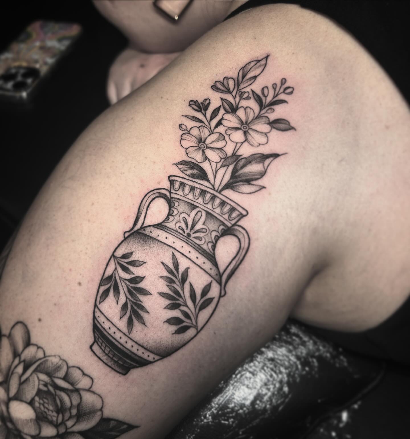Tattoo by @finelinesbylena — black_and_grey