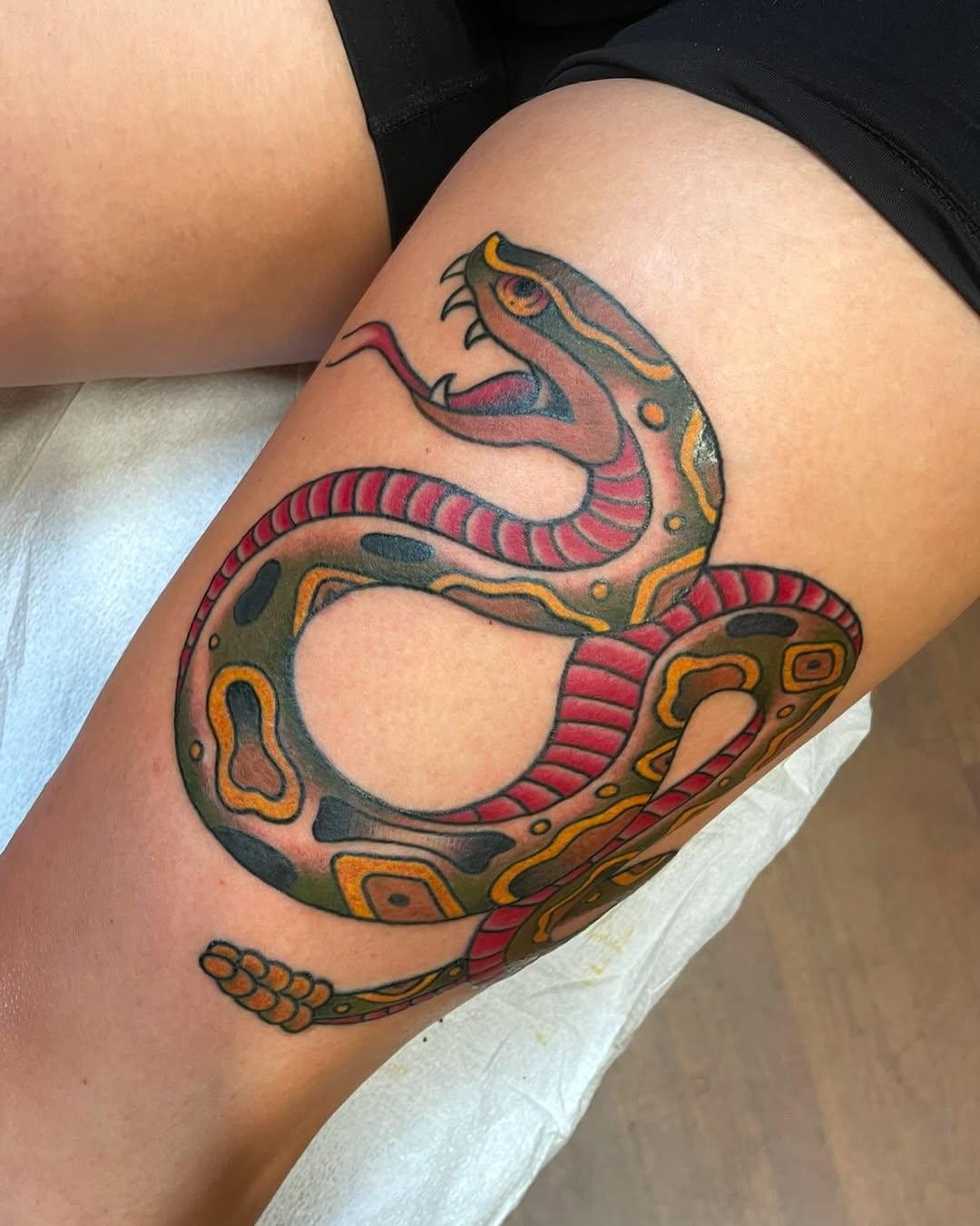 Tattoo by @sirenofsaturn — american_traditional