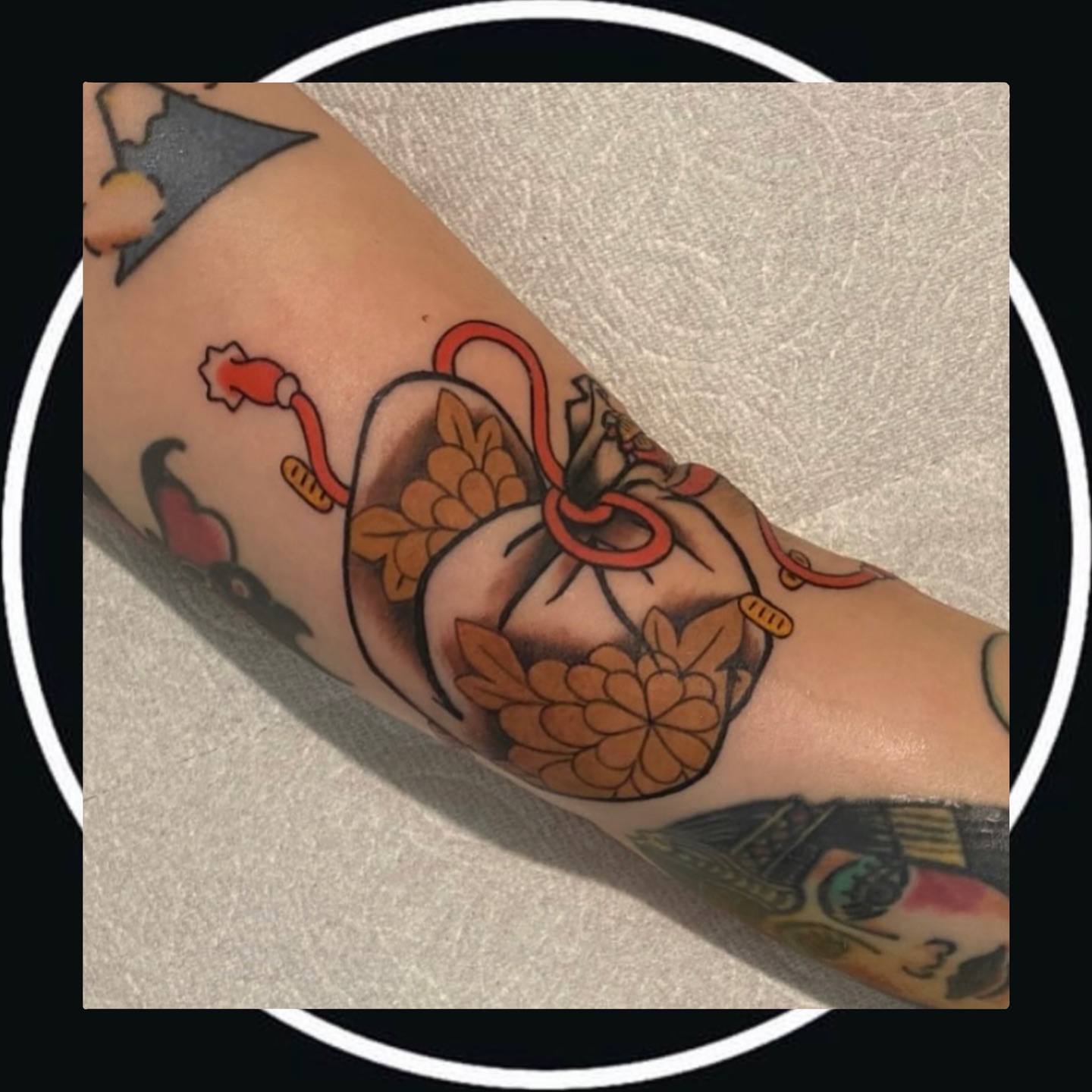Tattoo by @tattoosgumi — american_traditional