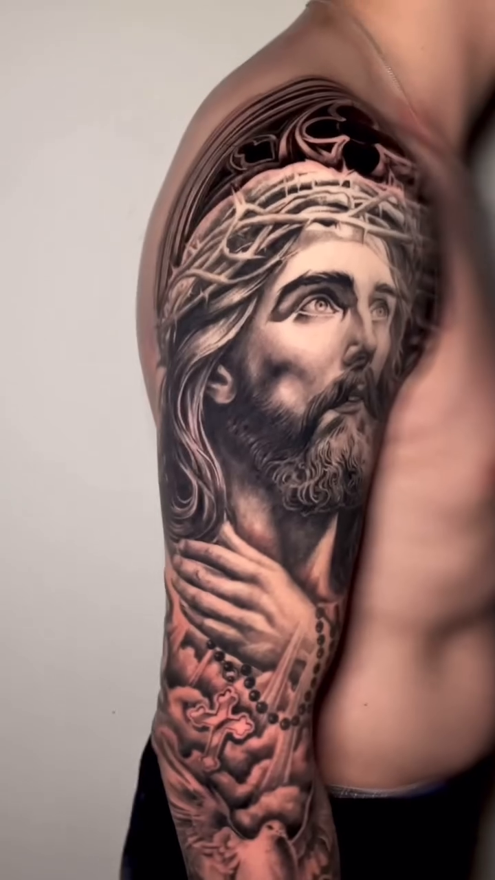Tattoo by @tommyyu852 — realism, black_and_grey