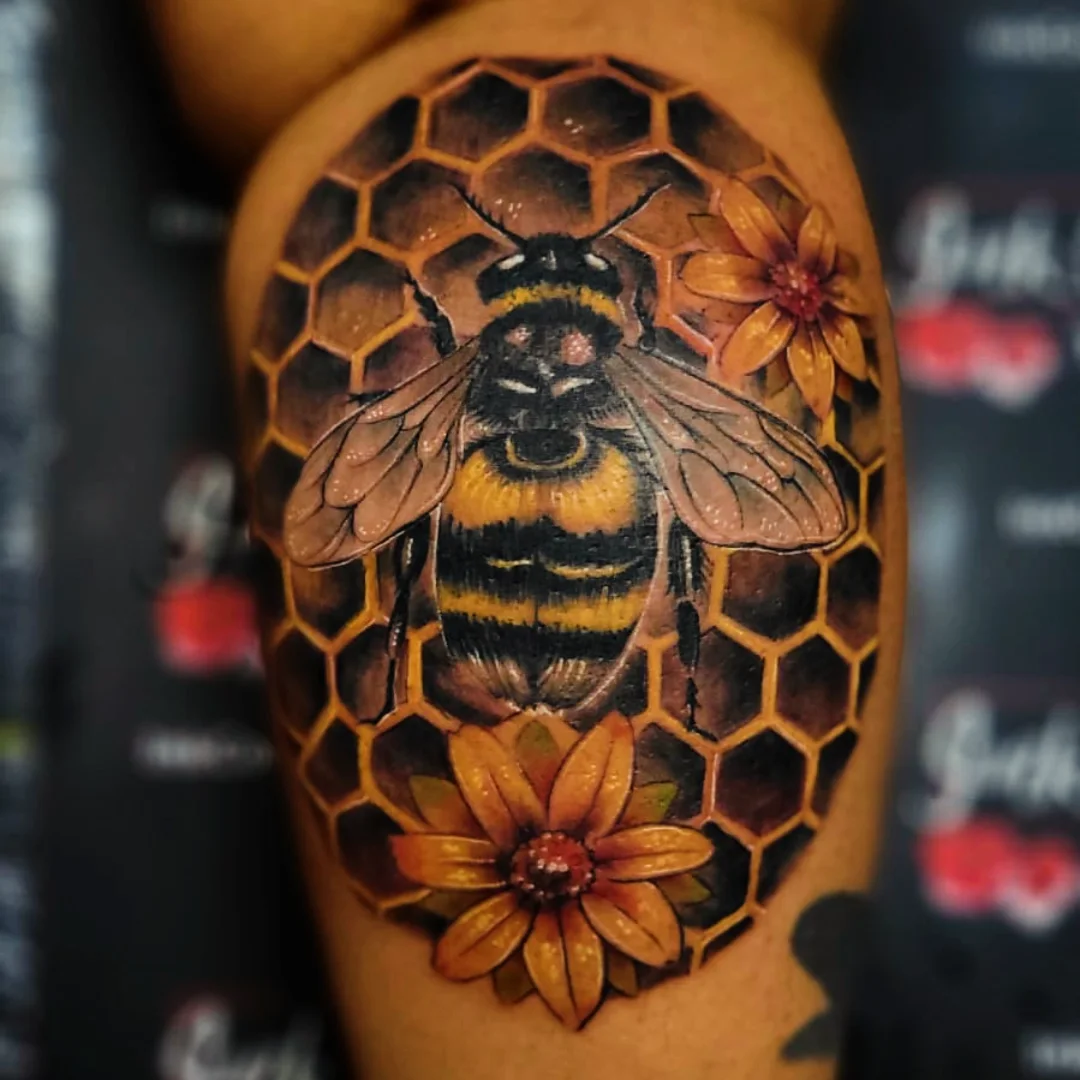 Tattoo by @angeljimeneztattoos — realism, geometric