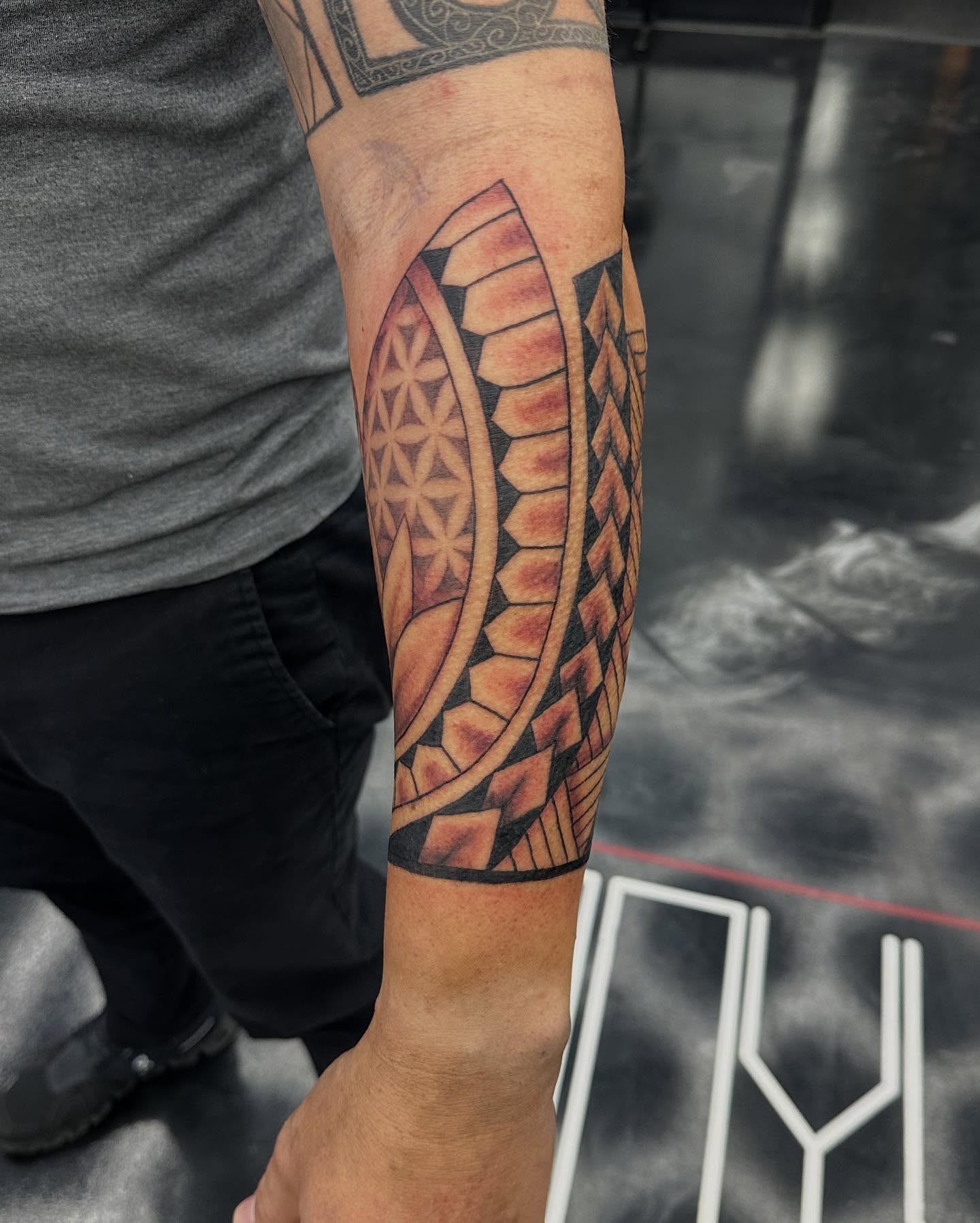 Tattoo by @tattoos_near_me — geometric, tribal