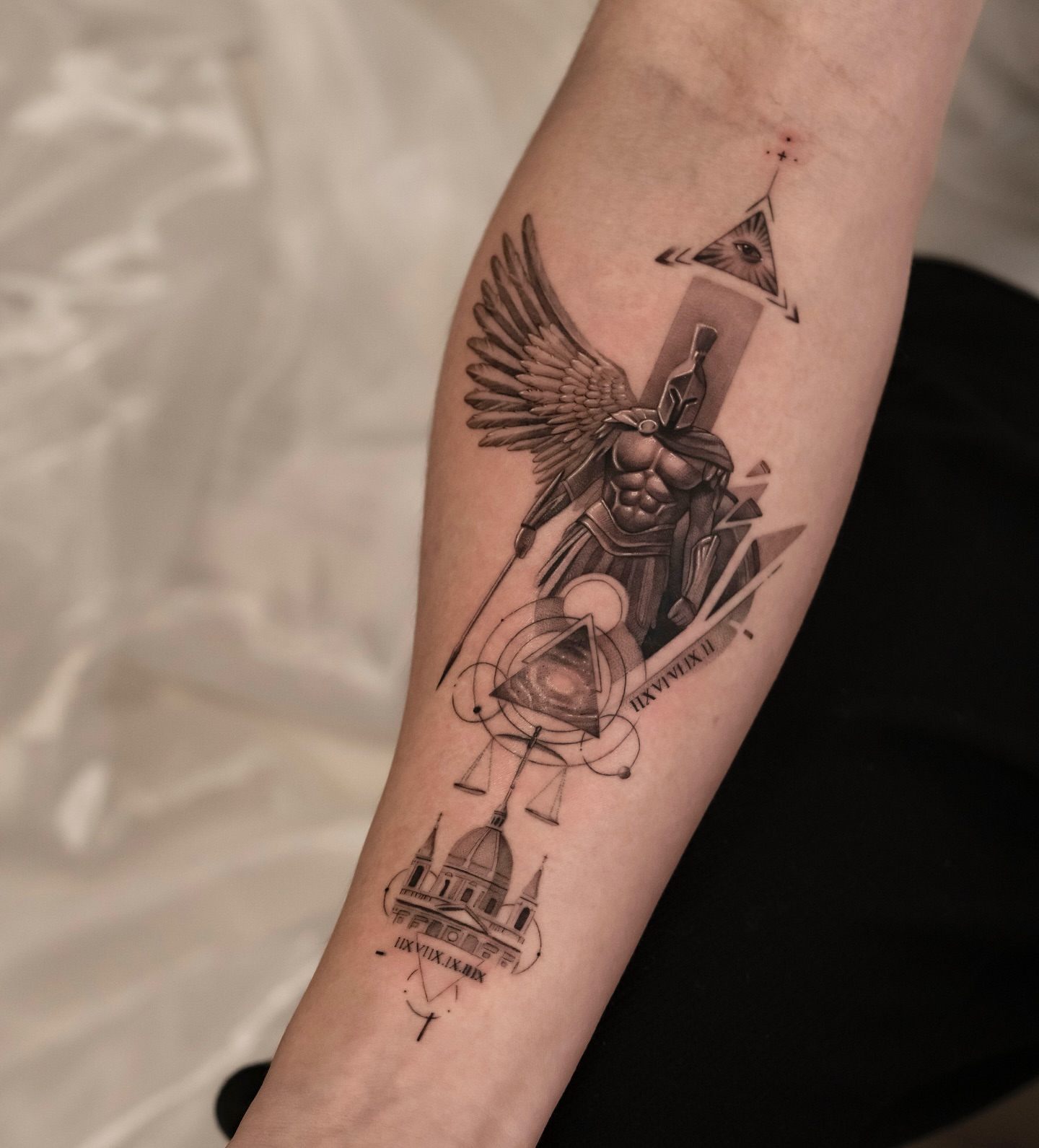 Tattoo by @2hou_tattooist — black_and_grey, geometric
