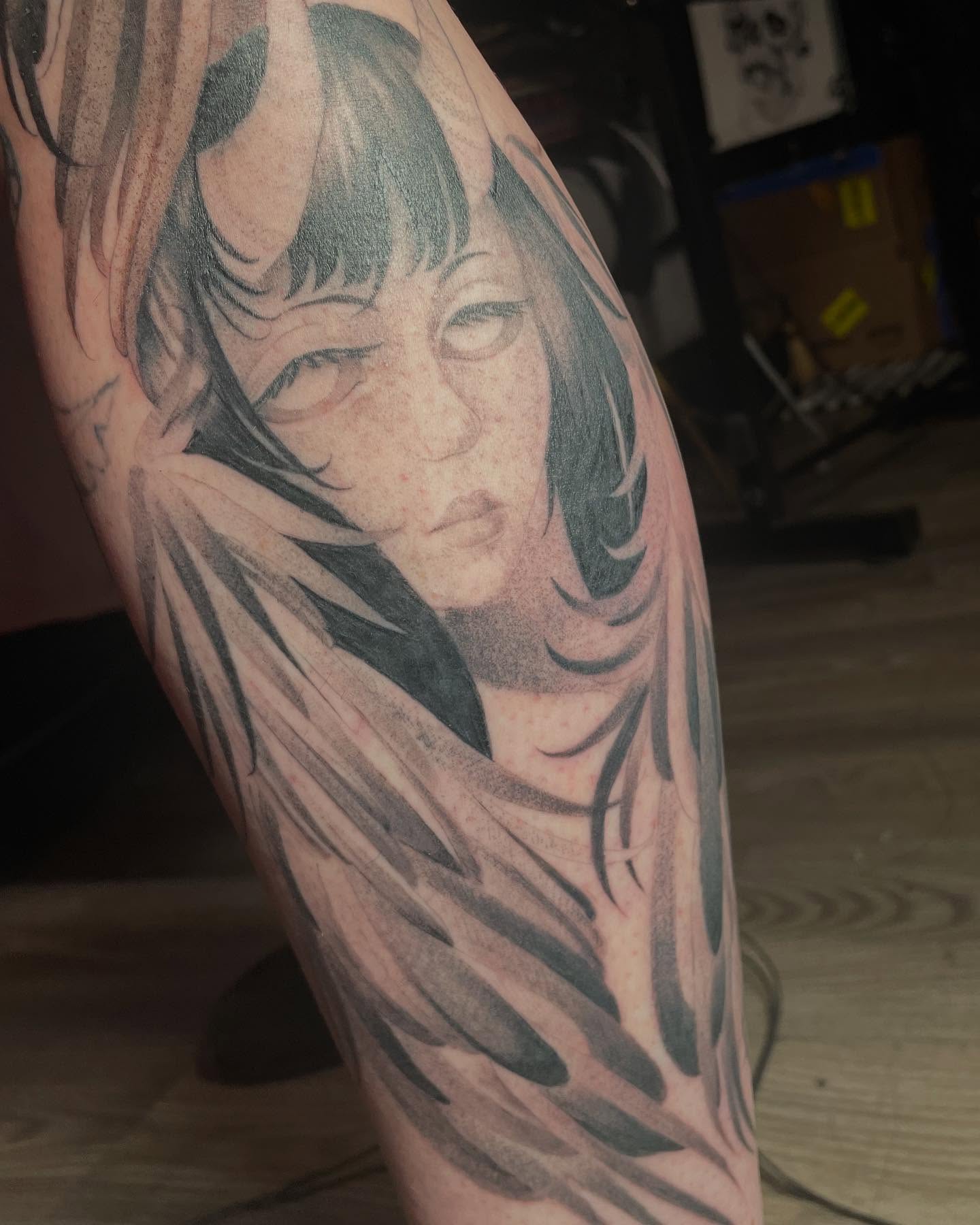 Tattoo by @taybeetattoo — realism