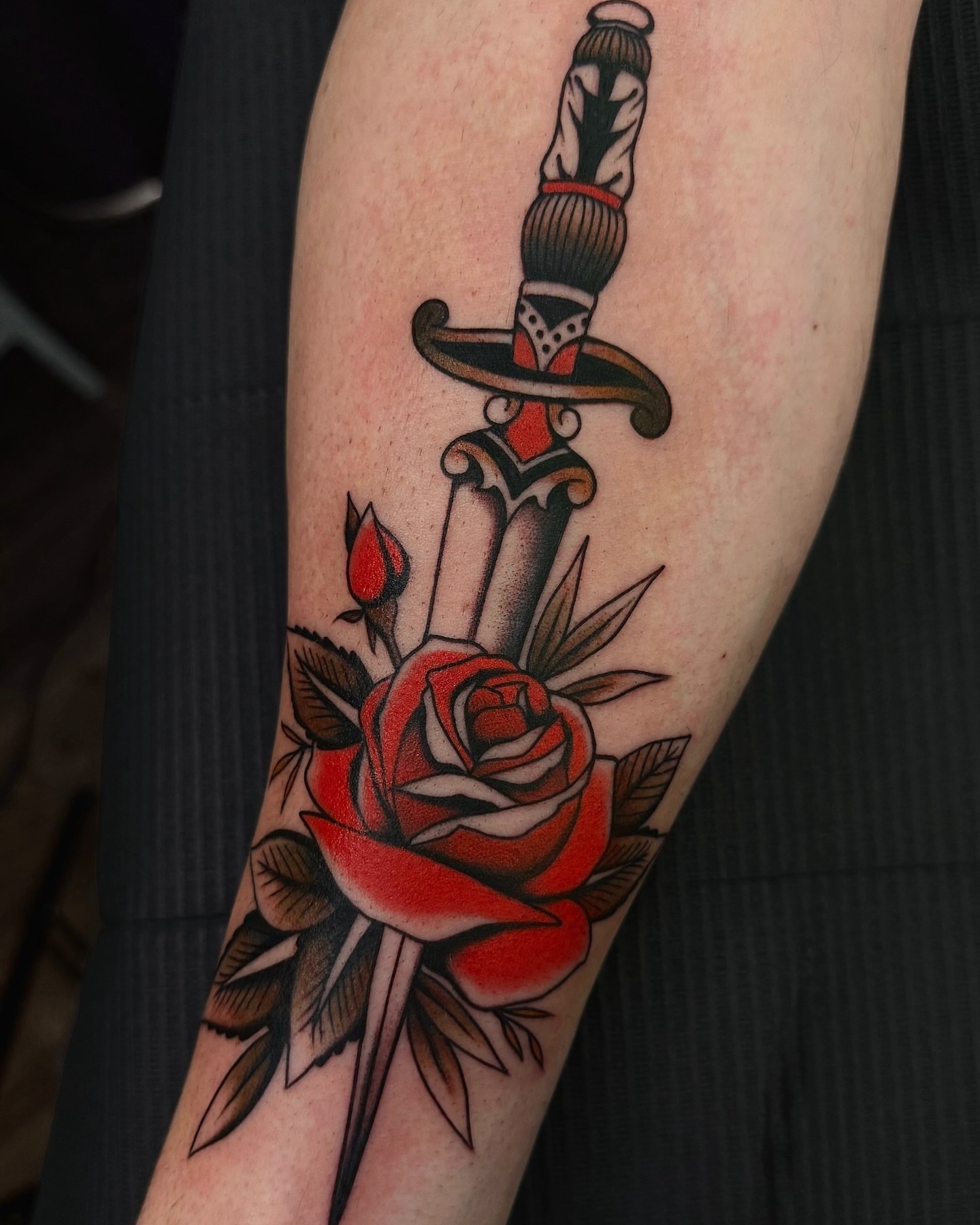 Sword and rose American traditional tattoo on the forearm by 𝒟𝑜𝓃𝓃𝒶 𝒥 ࿏ Portland Tattoo Artist