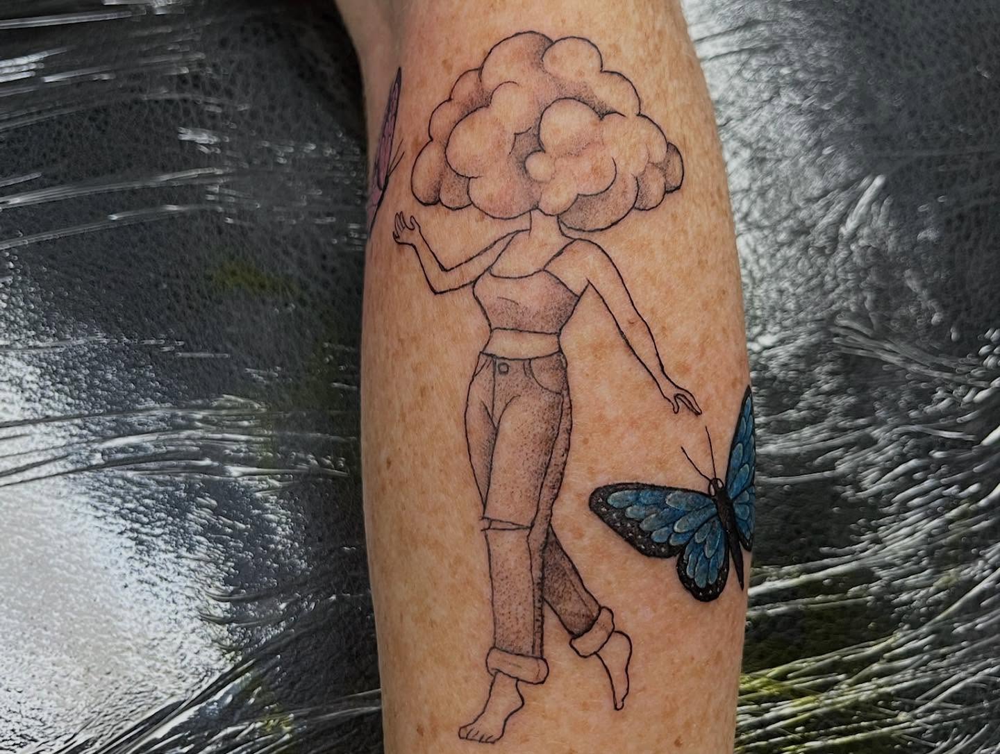 Tattoo by @damnginatattoos โ black_and_grey