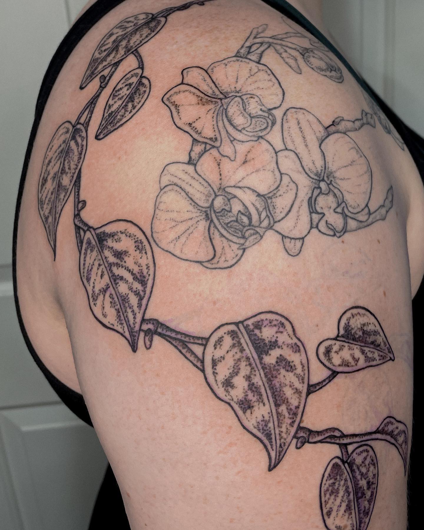 Tattoo by @allieruck_tattoos — black_and_grey