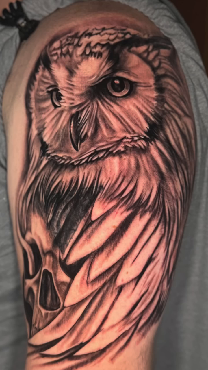 Tattoo by @cdavidta2z — realism, black_and_grey