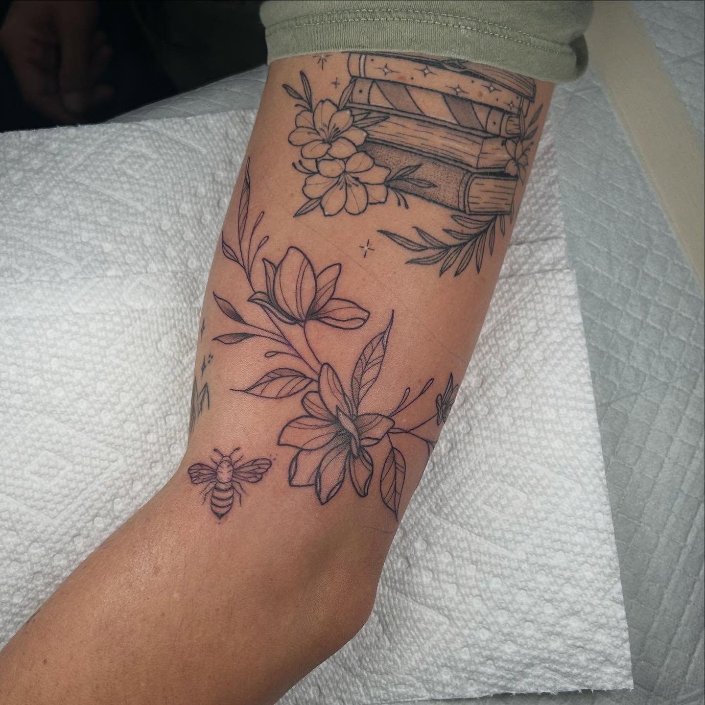Tattoo by @jprincetattoos — black_and_grey