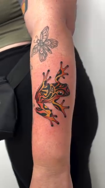 Frog neo-traditional tattoo by Ryan Walker