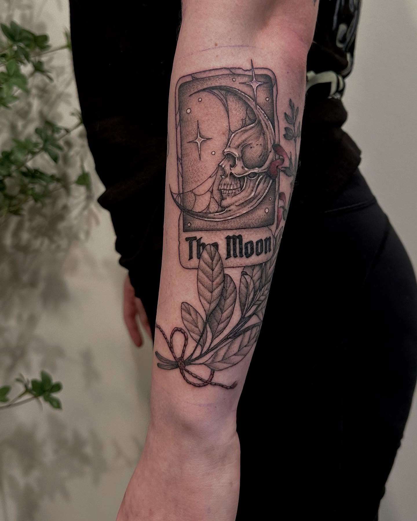 Tattoo by @kate.a.darling — black_and_grey