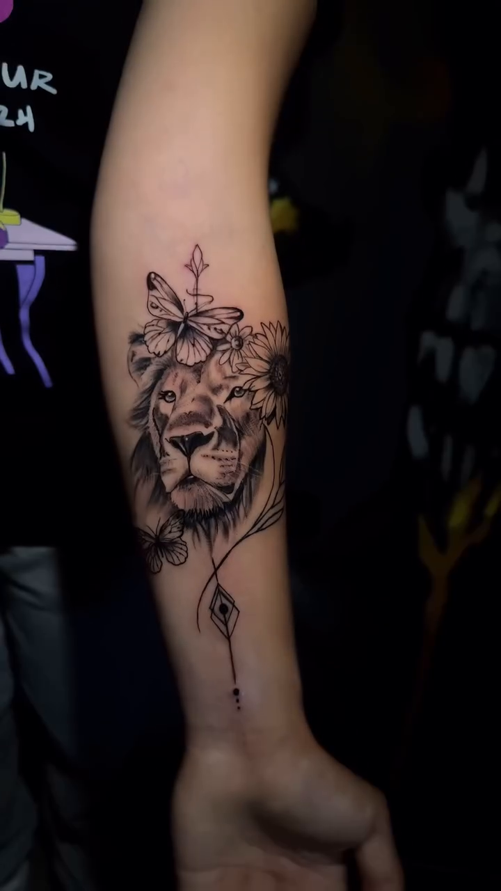Tattoo by @inkbyisa_ — fine_line, realism