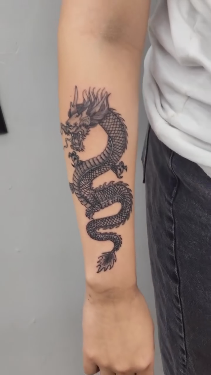Tattoo by @thecatrinaink — japanese_irezumi, black_and_grey