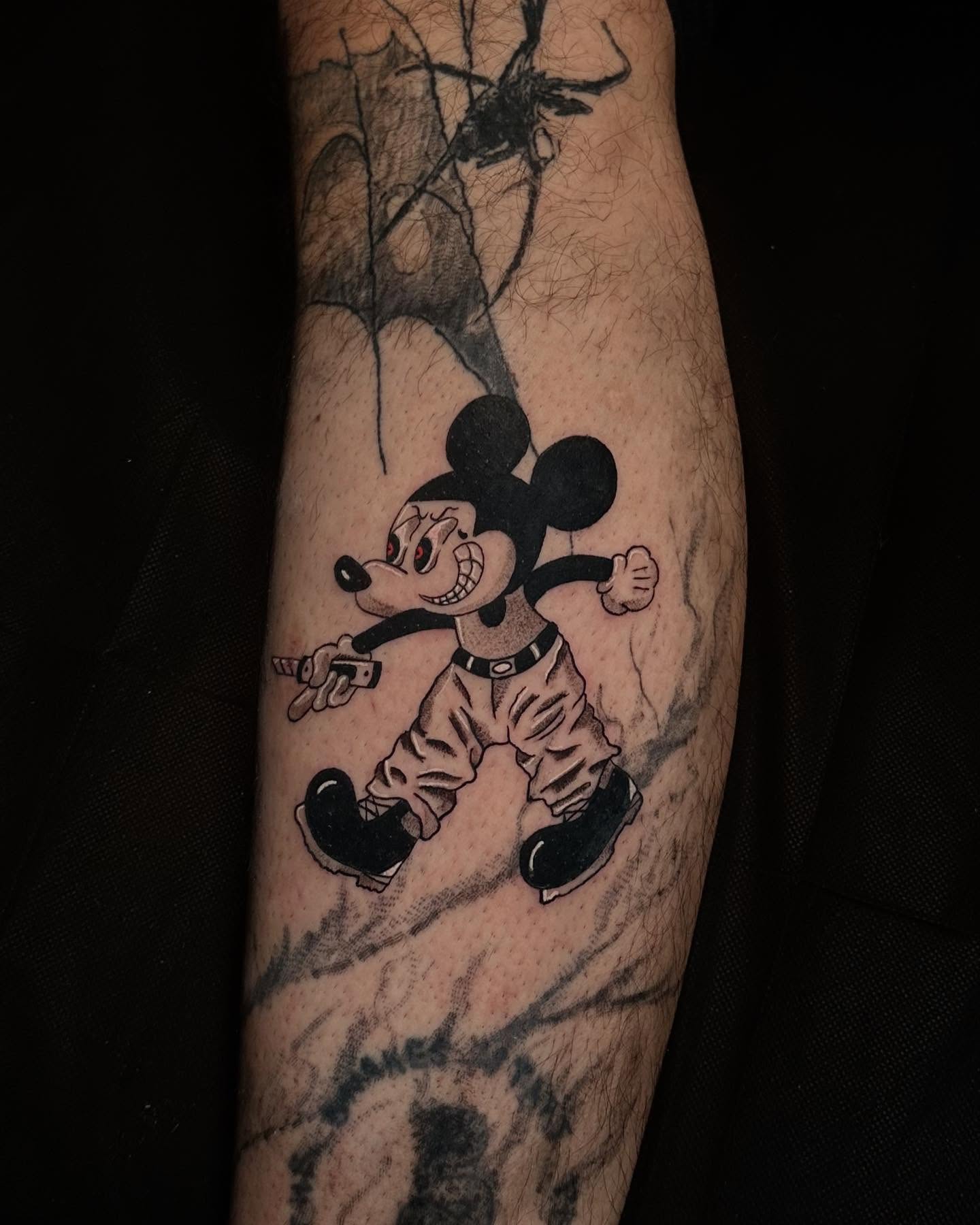 Tattoo by @picaflor.tattooer — black_and_grey