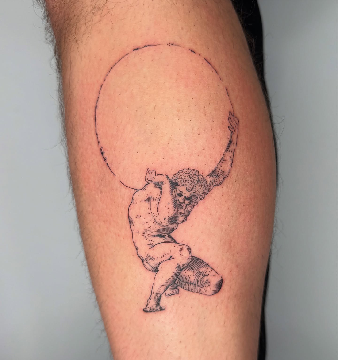 Man lifting ring black and grey tattoo on the forearm by ⊹ ࣪ ₊✩‧₊˚ 𝖘 𝖙 𝖊 𝖕 𝖍 𝖆 𝖓 𝖎 𝖊 ˚₊‧✩₊ ࣪ ⊹