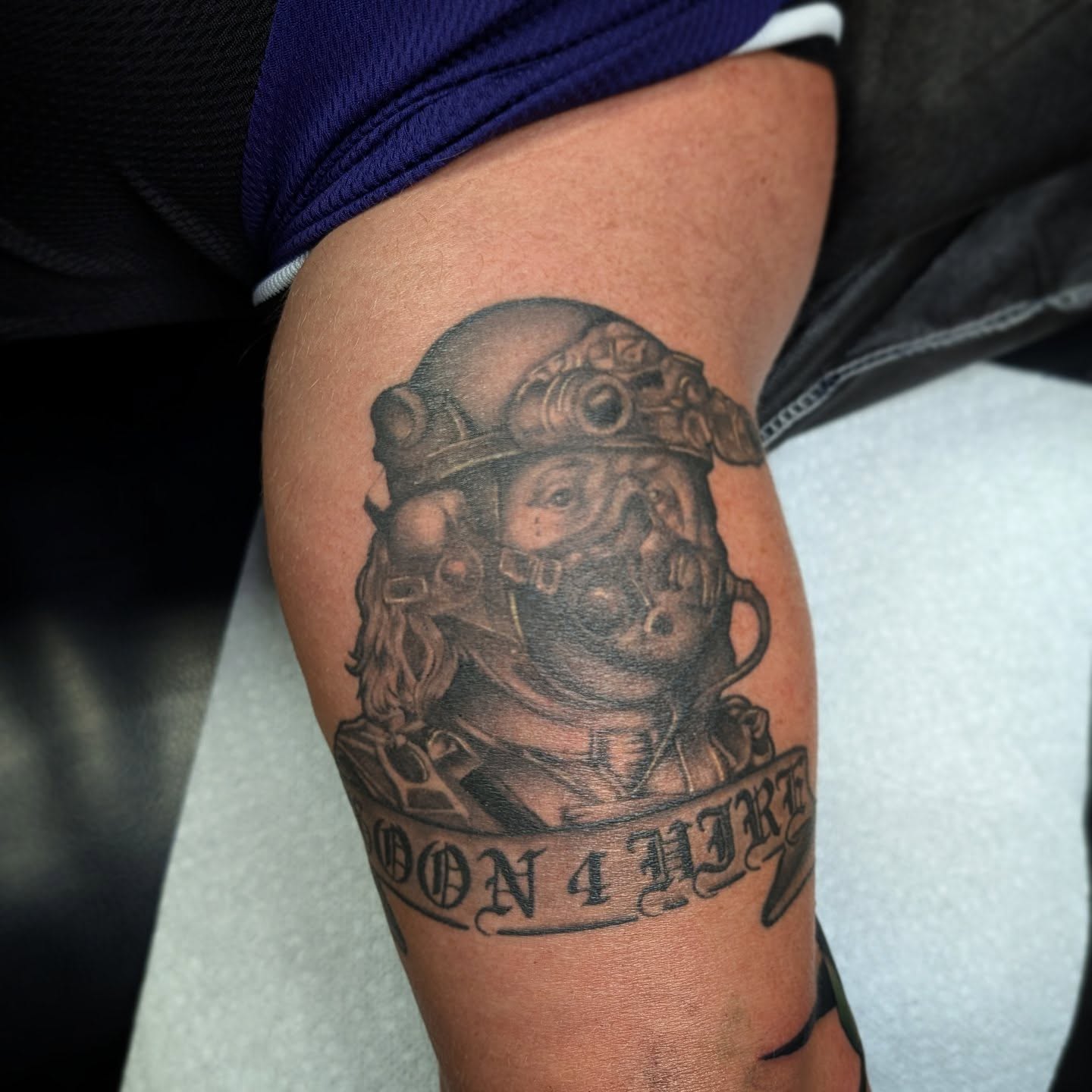 Tattoo by @estcoast — black_and_grey