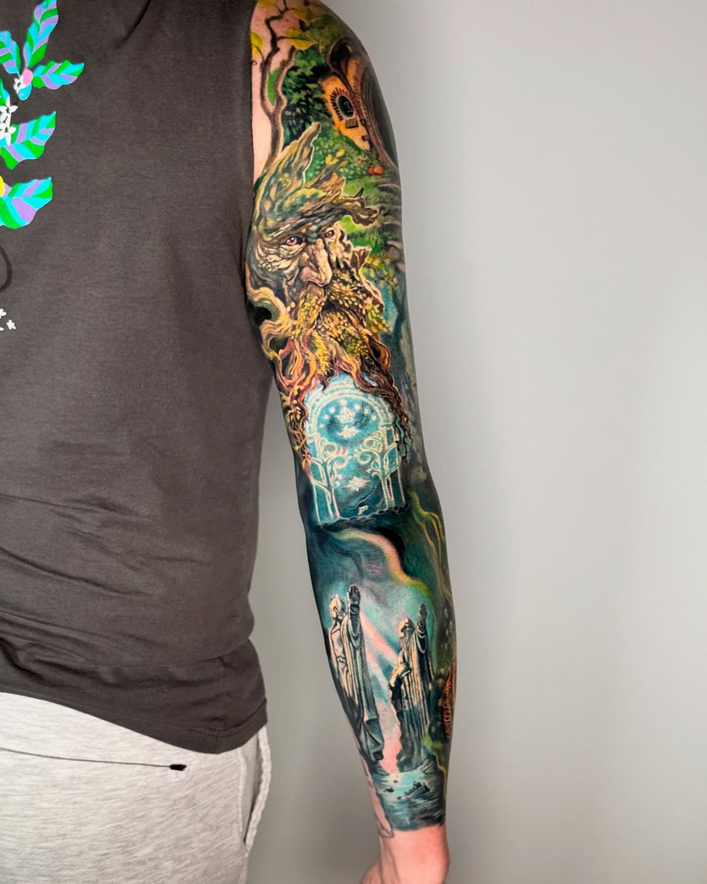 Tattoo by @savsky_tattoo — dotwork, realism