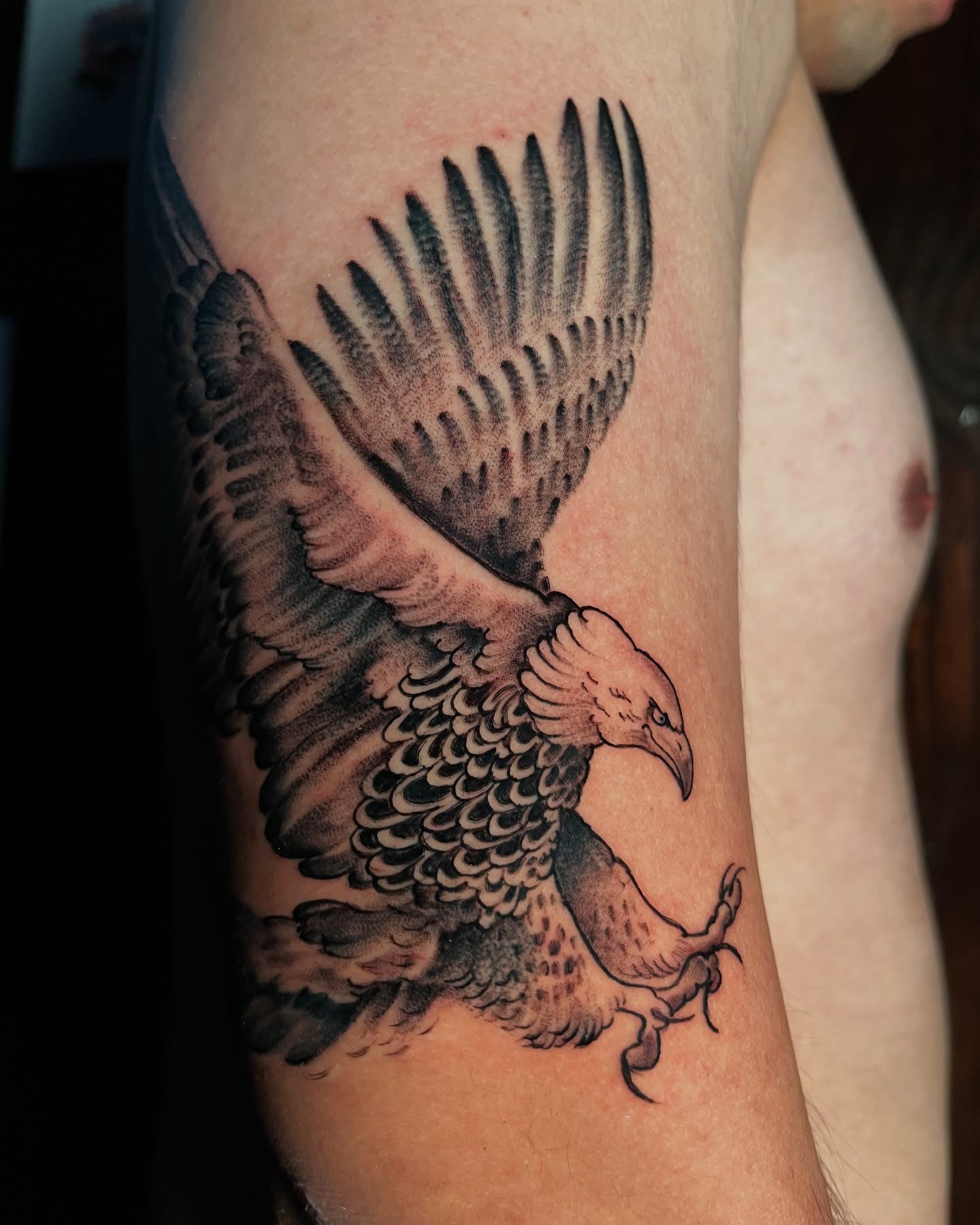 Eagle realism tattoo on the forearm by "el asere, el zurdo"