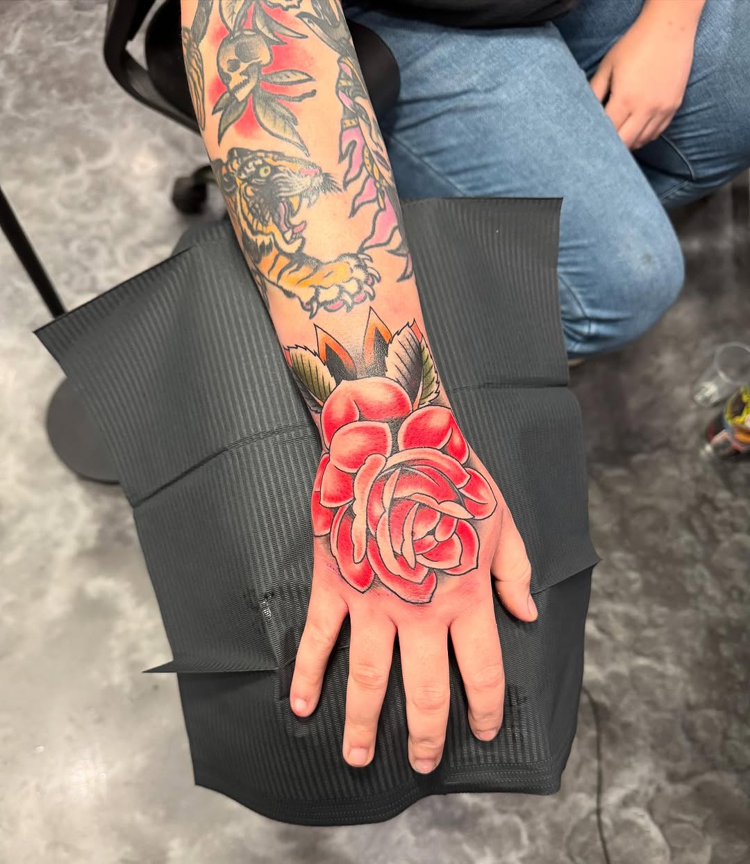 Tattoo by @jay13espinoza โ american_traditional