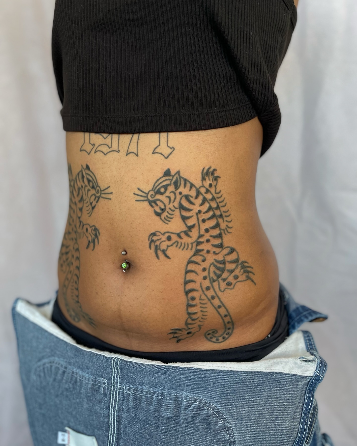 Tiger black and grey tattoo on the torso by เผ เผถ ๐ฐ๐๐๐๐๐๐ เผถ ๐๐๐ถ เผถ เผ