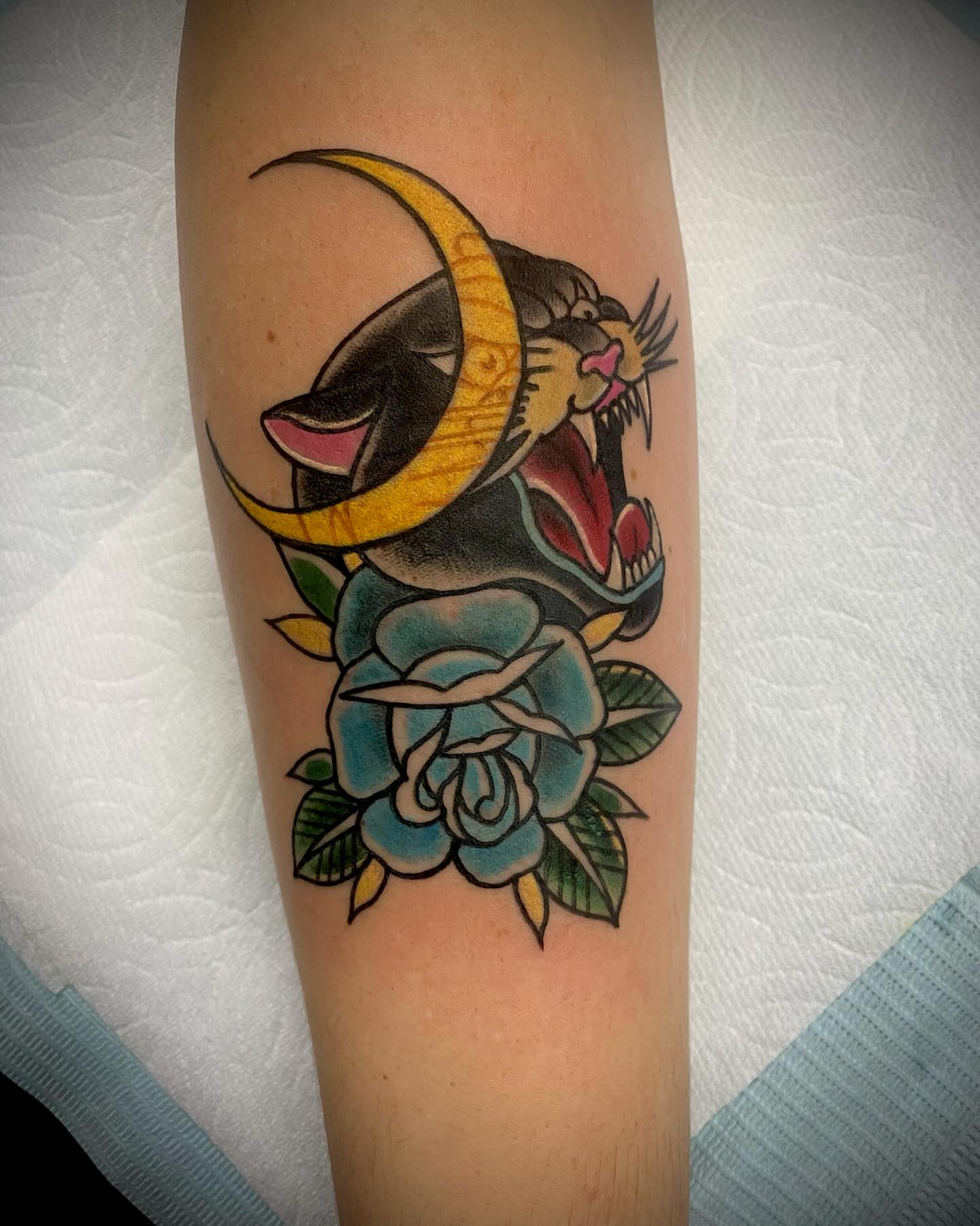 Tattoo by @jinx_removing โ american_traditional