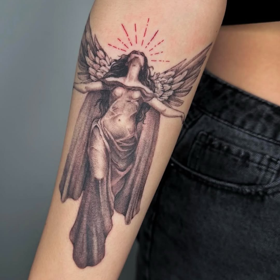 Tattoo by @sabrinawu_tattoo โ realism, dotwork