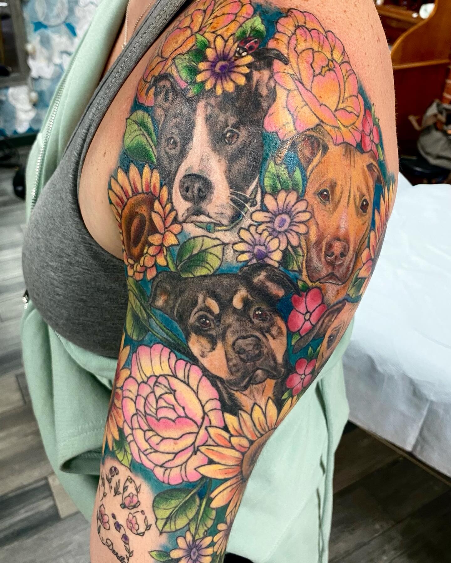 Tattoo by @heidihoodtattoos — realism, dotwork