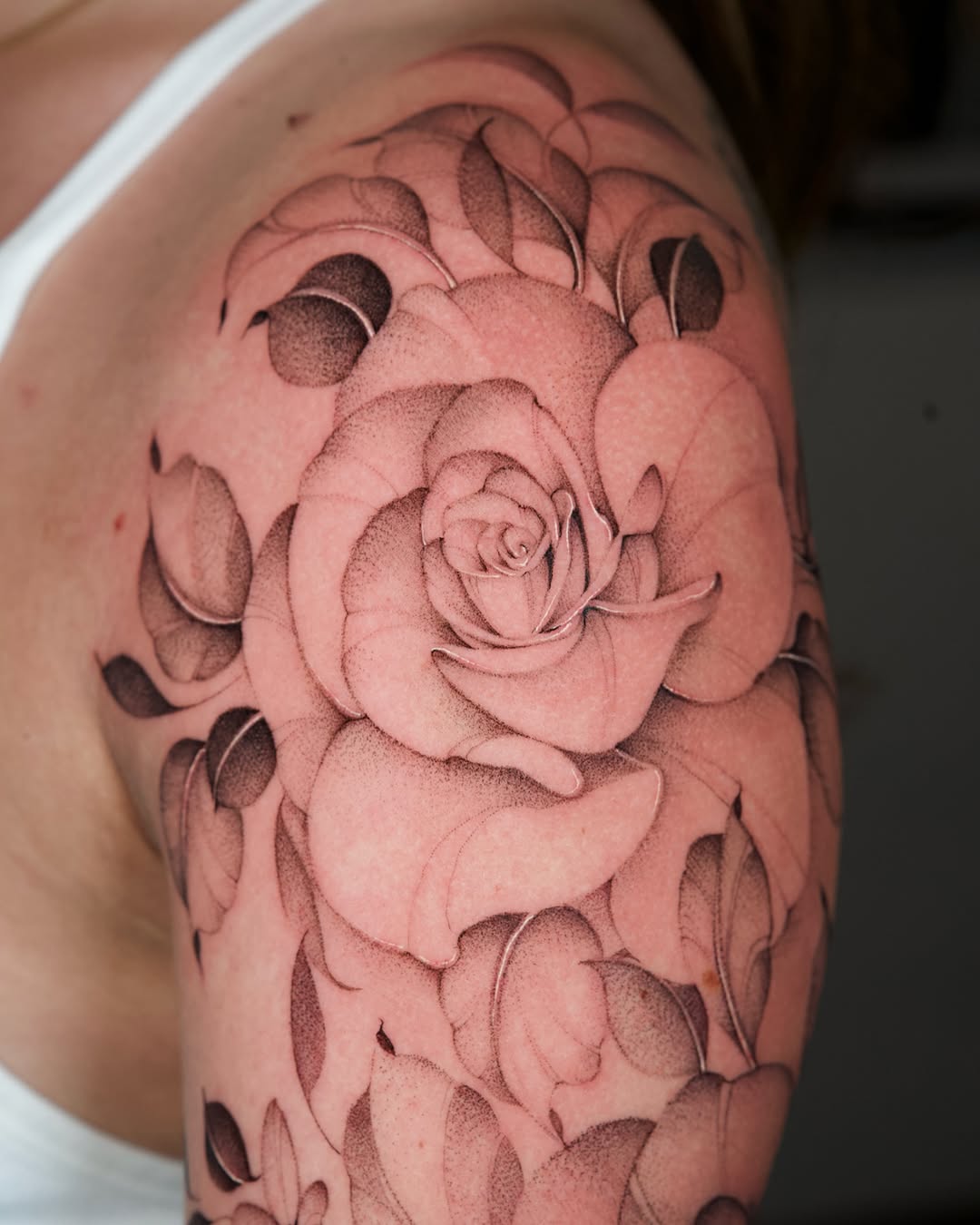 Tattoo by @belfernandezink — dotwork, realism
