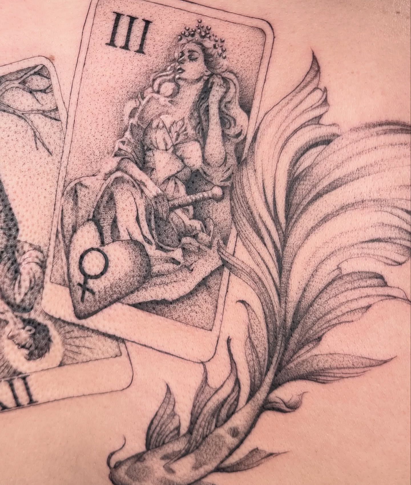 Three of wands dotwork tattoo on the back by Carla AKA Turnip girl