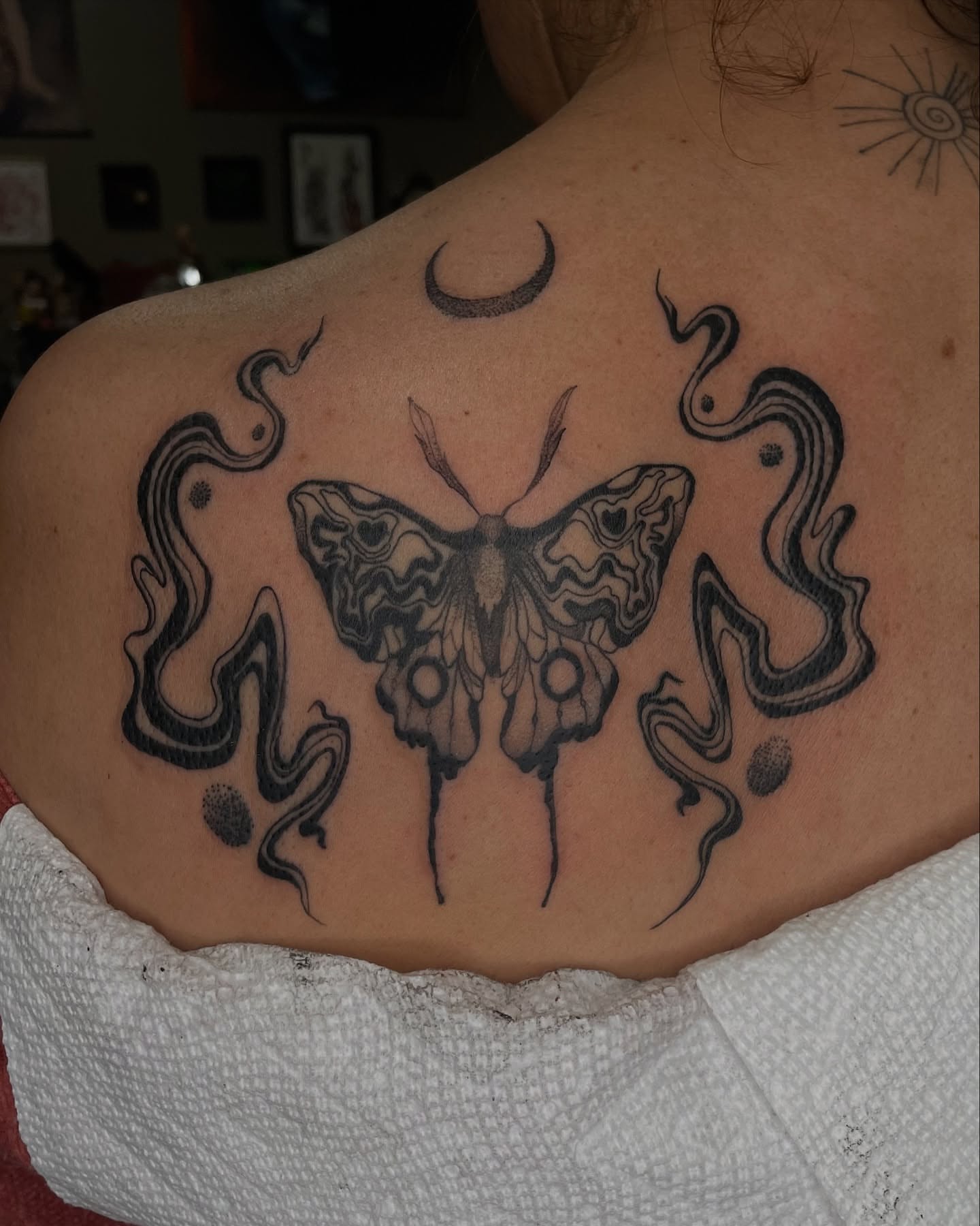 Butterfly surrealism tattoo on the back by ⊹ * . 𝕵az ⊹ * .