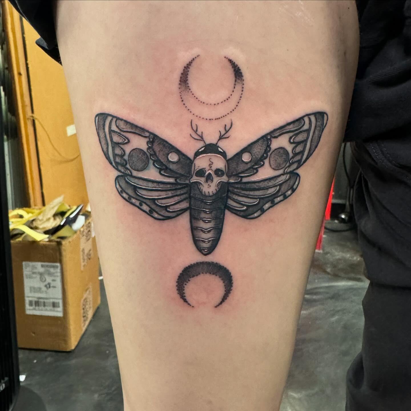Moth skull geometric tattoo on the thigh by Kyle Haitch, Las Vegas, Nevada