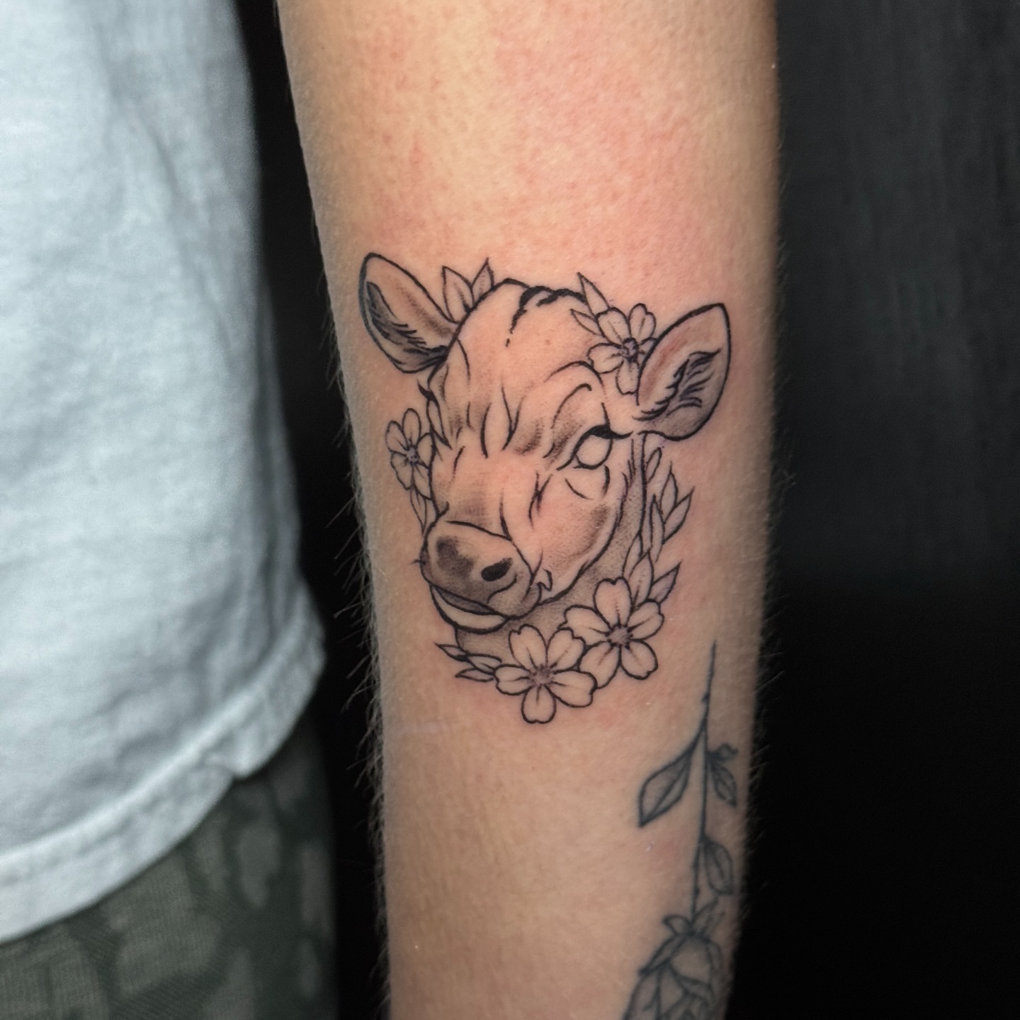 Tattoo by @inklayr β realism
