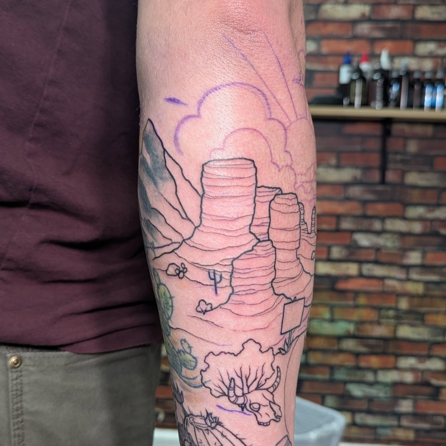 Tattoo by @siv.tattoos — dotwork, realism
