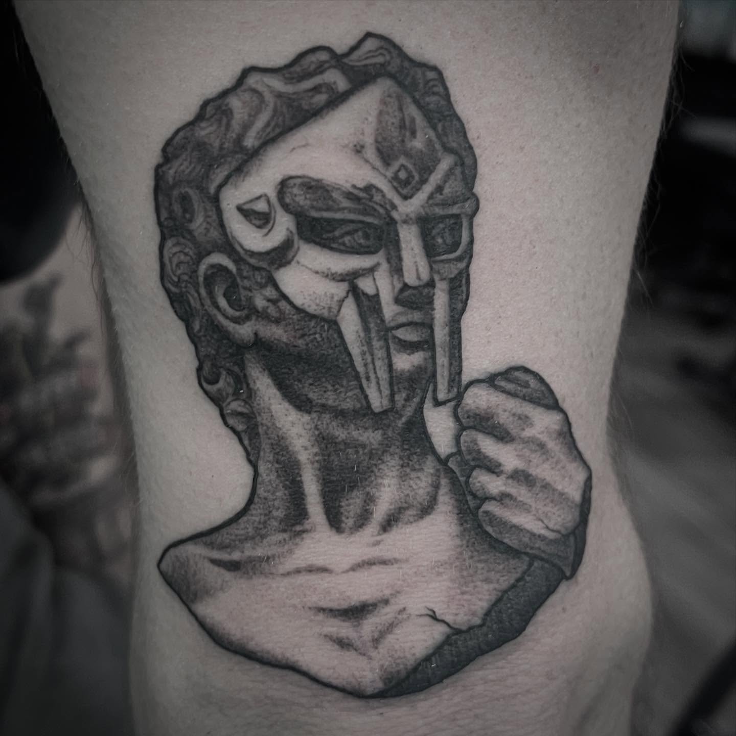 Tattoo by @la_ciscolita — black_and_grey, realism