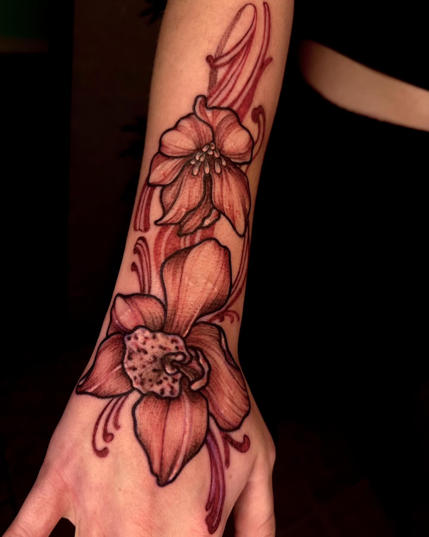 Tattoo by @starrdvst_ β realism