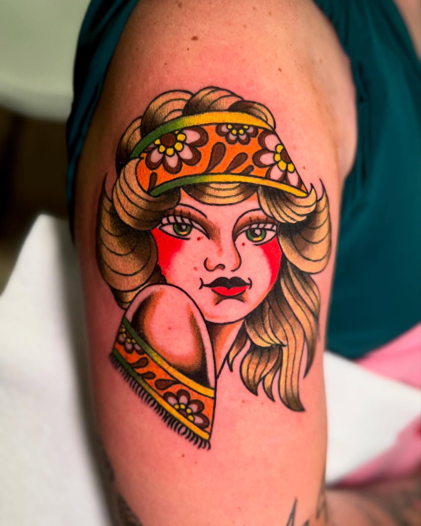 Tattoo by @_miss_elenaeous_ — american_traditional