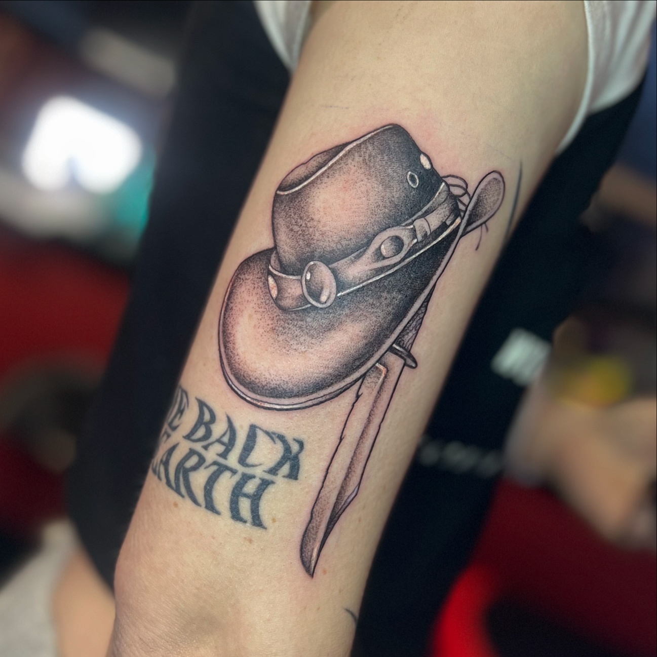 Tattoo by @moemoetattoos — black_and_grey