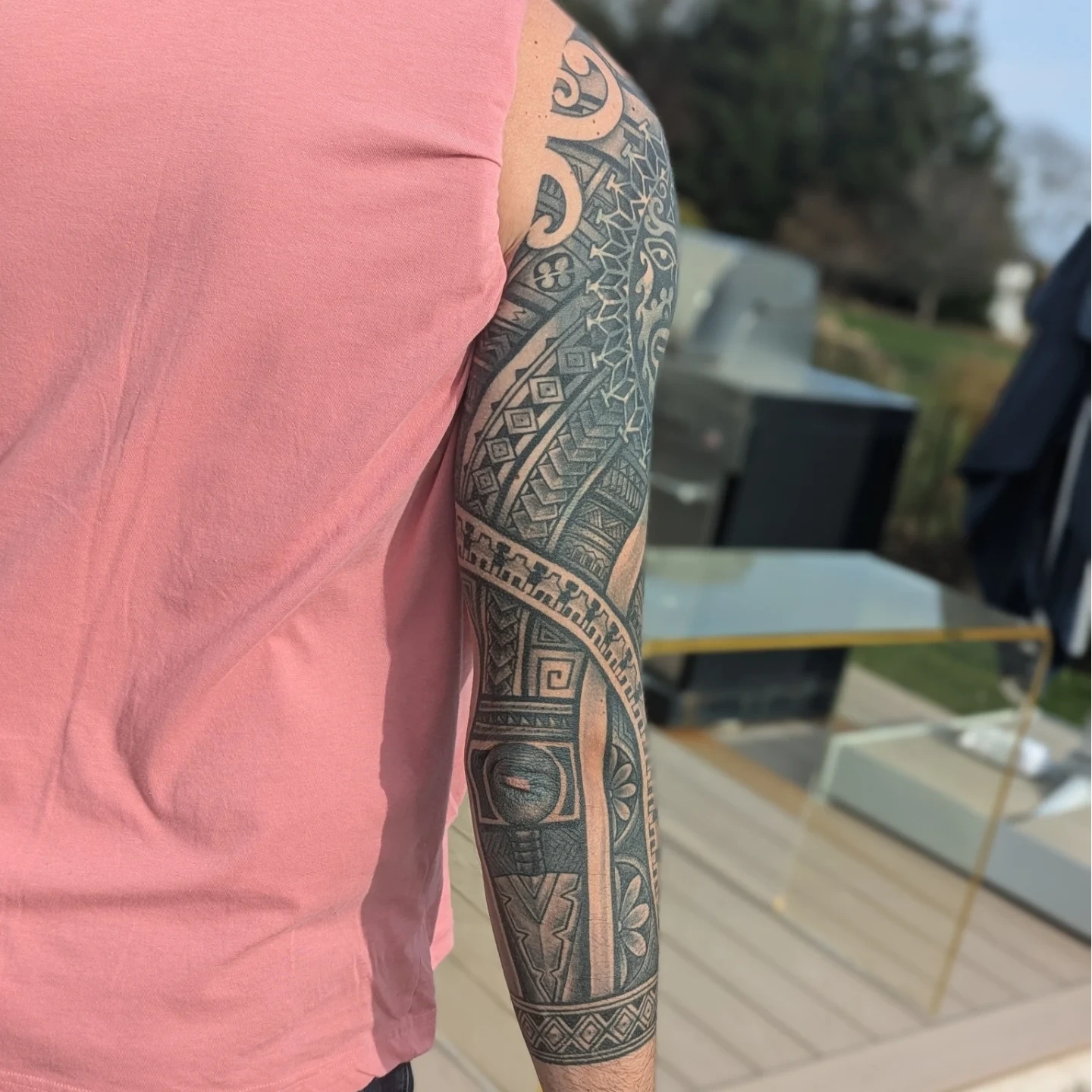 Tribal pattern tribal tattoo on the forearm by Jay Trip