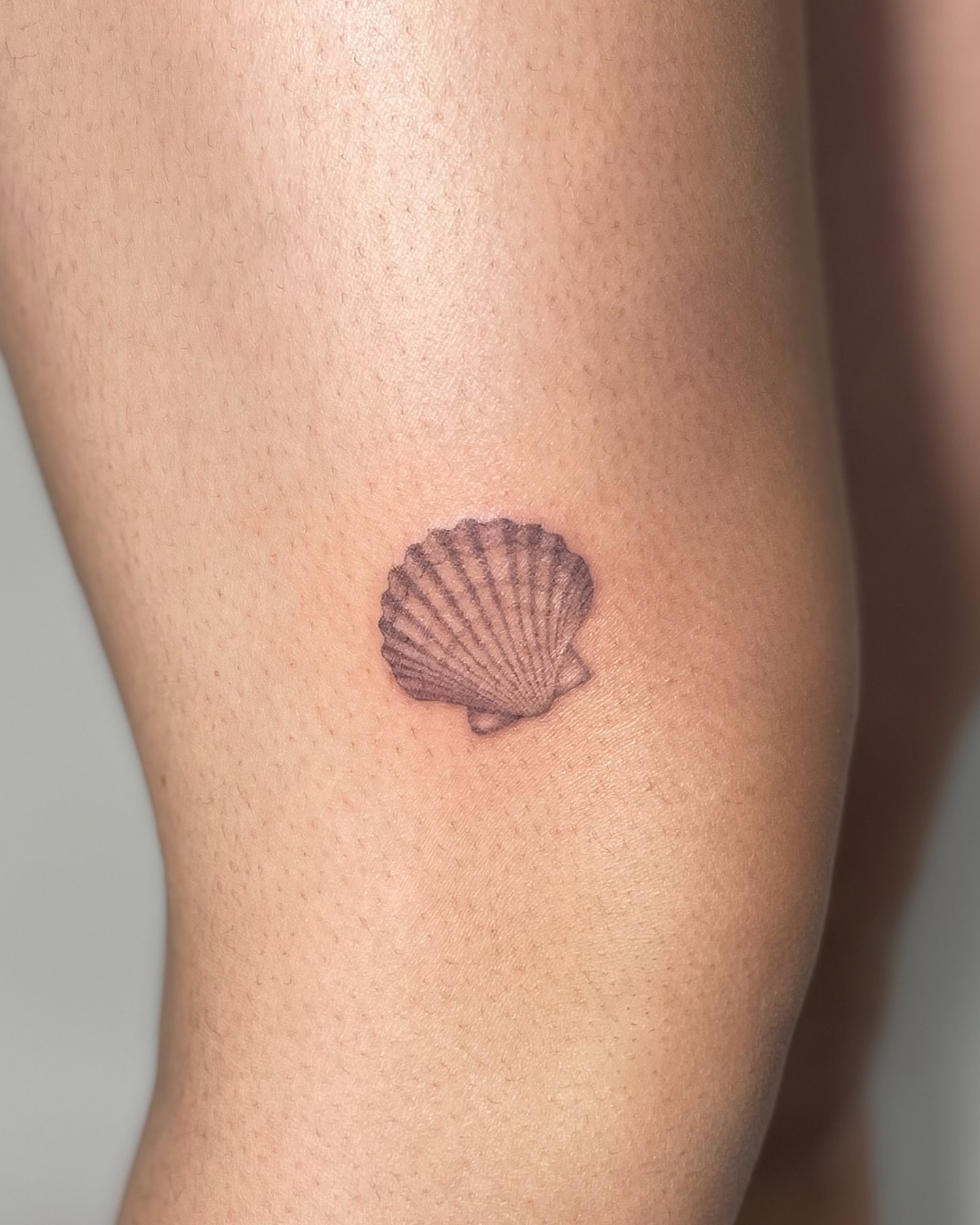 Tattoo by @manuel.dinstruction — black_and_grey