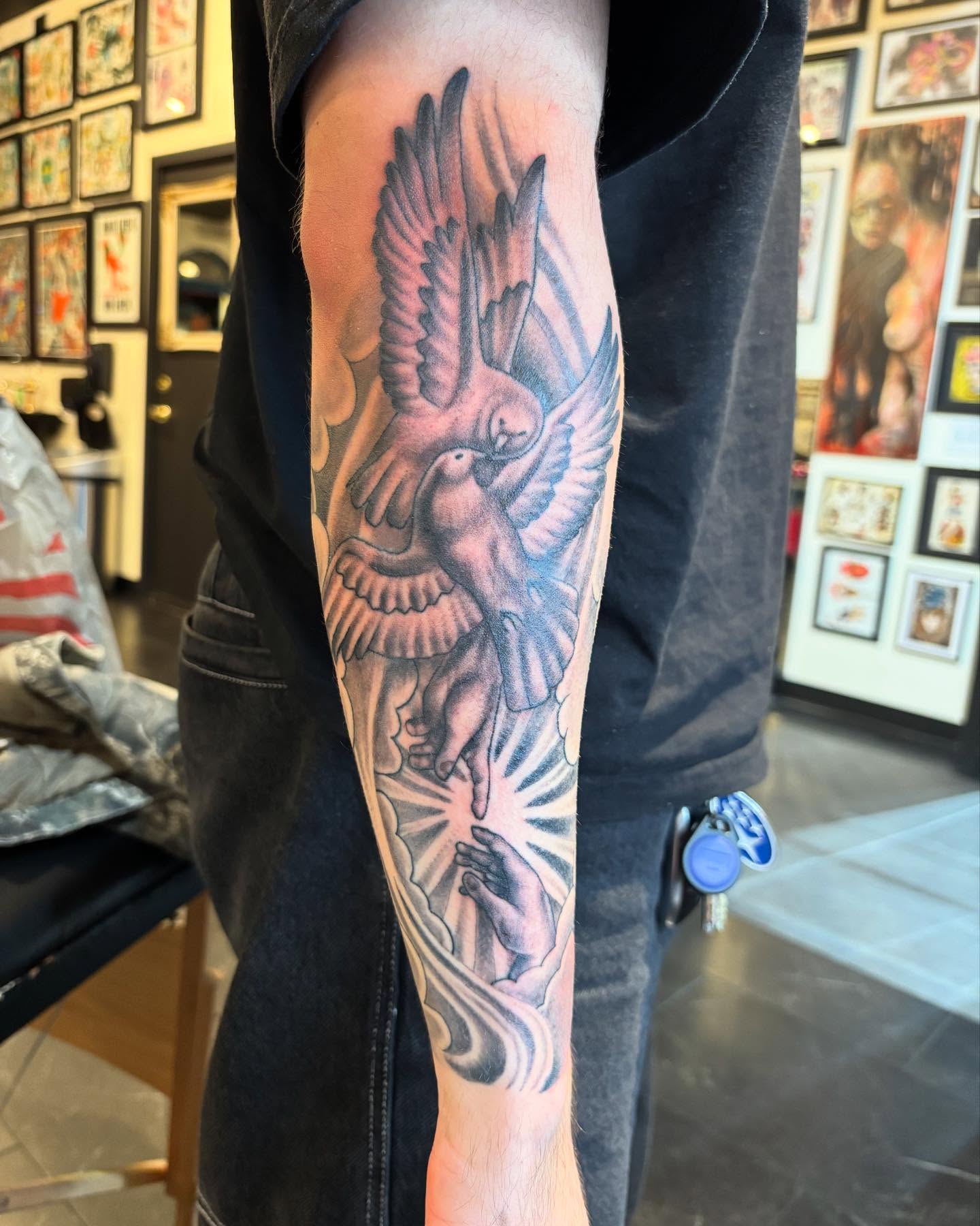 Tattoo by @stefanhagartattooer — black_and_grey