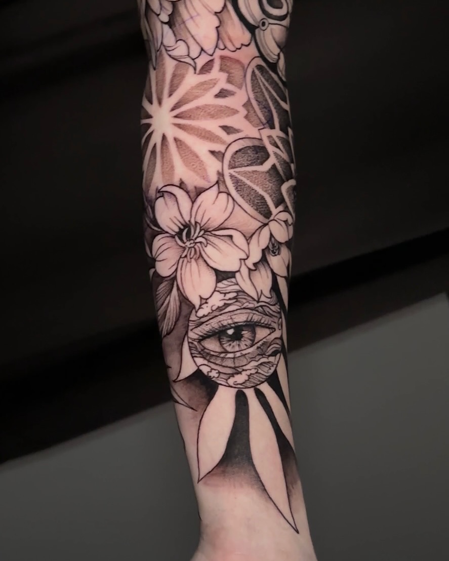 Tattoo by @hellbunnytattoos — black_and_grey, realism
