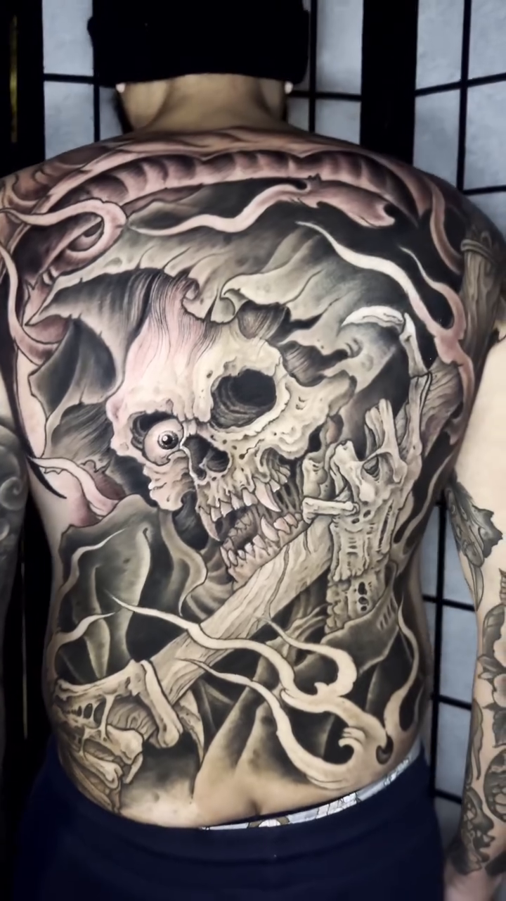 Grim Reaper with skull and scythe realism tattoo on the back by 𝙉𝙄𝘾𝙆 𝘾𝘼𝙍𝙐𝙎𝙊, New York, New York