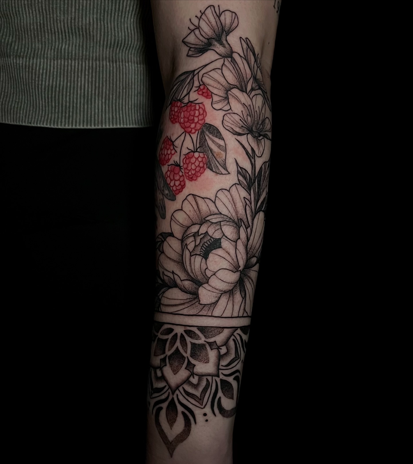 Flowers and berries dotwork tattoo on the forearm by ˖.𖥔 ݁˖anna hoffman˖ ⊹ ࣪ ˖, Salt Lake City, Utah