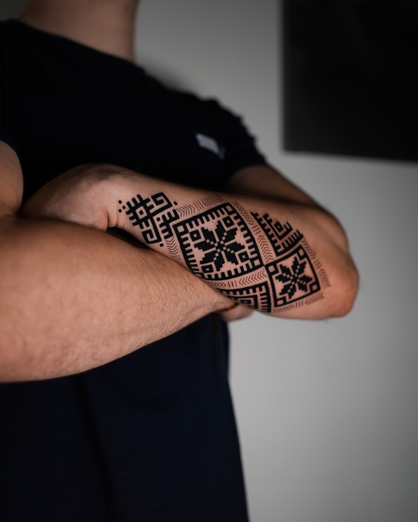 Tattoo by @romanostattoo — black_and_grey